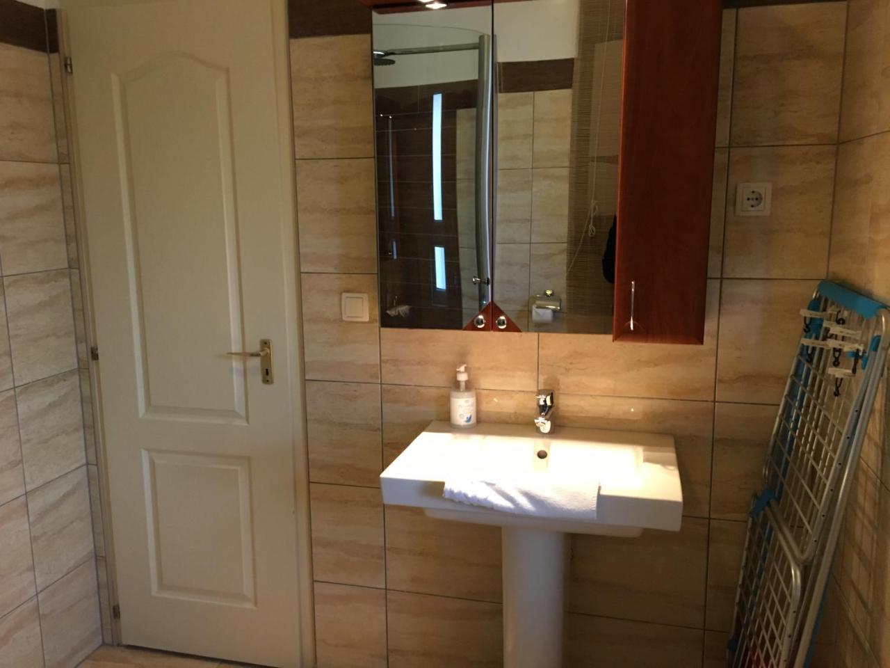 Mary Apartmanhaz Heviz Ngoại thất bức ảnh